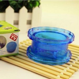 廚房用品 C327盒裝捻蒜盒大號 旋轉(zhuǎn)式捻蒜器大號介紹